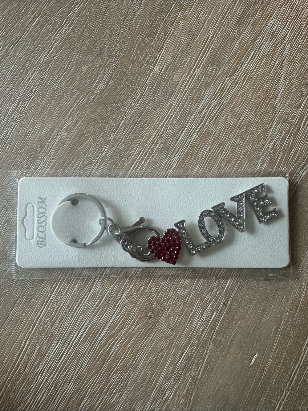 Love Keychain - Picture 2 of 2